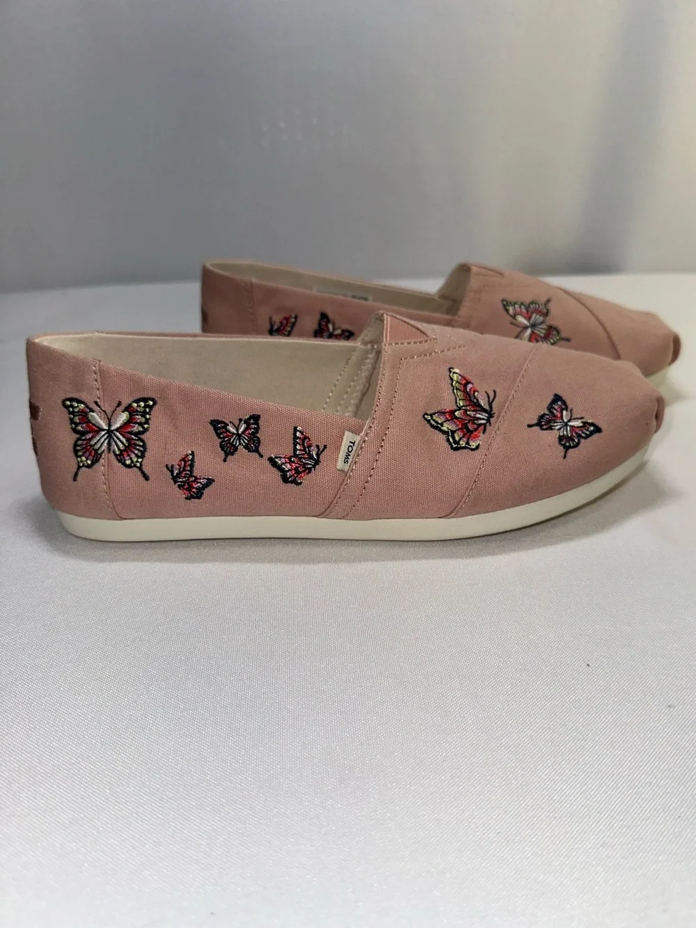 TOMS Women Size 8.5 Pale Pink Canvas Butterfly Embroidery Alpargata Slip On
